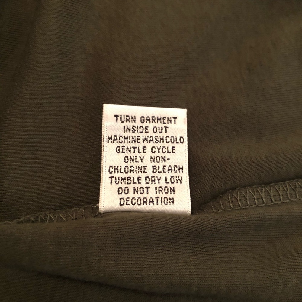 Talbots Tee - Picture 7 of 8